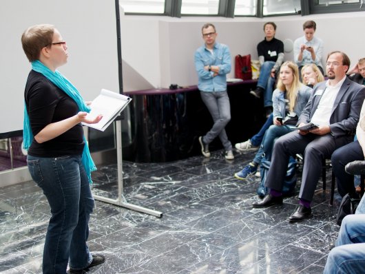 Katharina Seiser erzählt über Zitrusfrüchte Katharina Seiser erzählt über Zitrusfrüchte