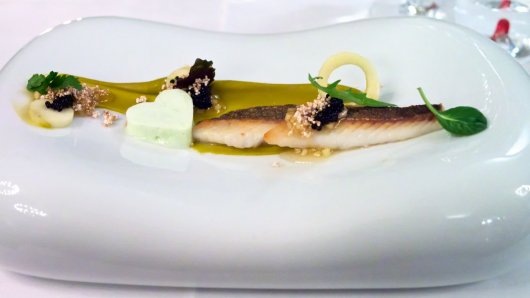 Branzino, Pistazie, Variation vom grünen Apfel