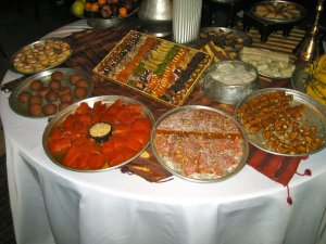 Dessertbuffet (Armada Terrace) Baklava, kandierte Früchte und vieles mehr