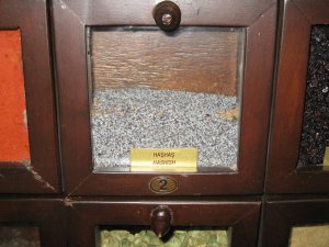 Hashish Mohn mit der falschen Übersetzung "Hashish"