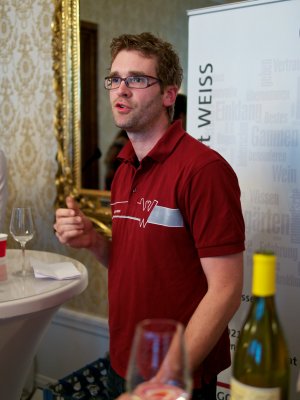 Christian Weiss Christian Weiss