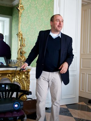 Klaus Dürrschmid trägt vor Klaus Dürrschmid trägt vor