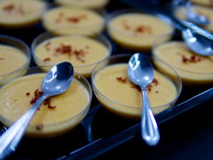 Mangosorbet, noch ohne Olivenöl Mangosorbet, noch ohne Olivenöl