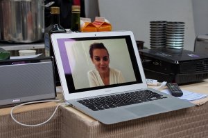 Katharina Unger meldet sich mit einer Videobotschaft Katharina Unger meldet sich mit einer Videobotschaft