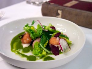 Backhendl, Sot-l'y-laisse, Murbodner Erdäpfel, Petersilie Backhendl, Sot-l'y-laisse, Murbodner Erdäpfel, Petersilie