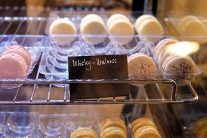 Whisky-Walnuß-Macarons Whisky-Walnuß-Macarons